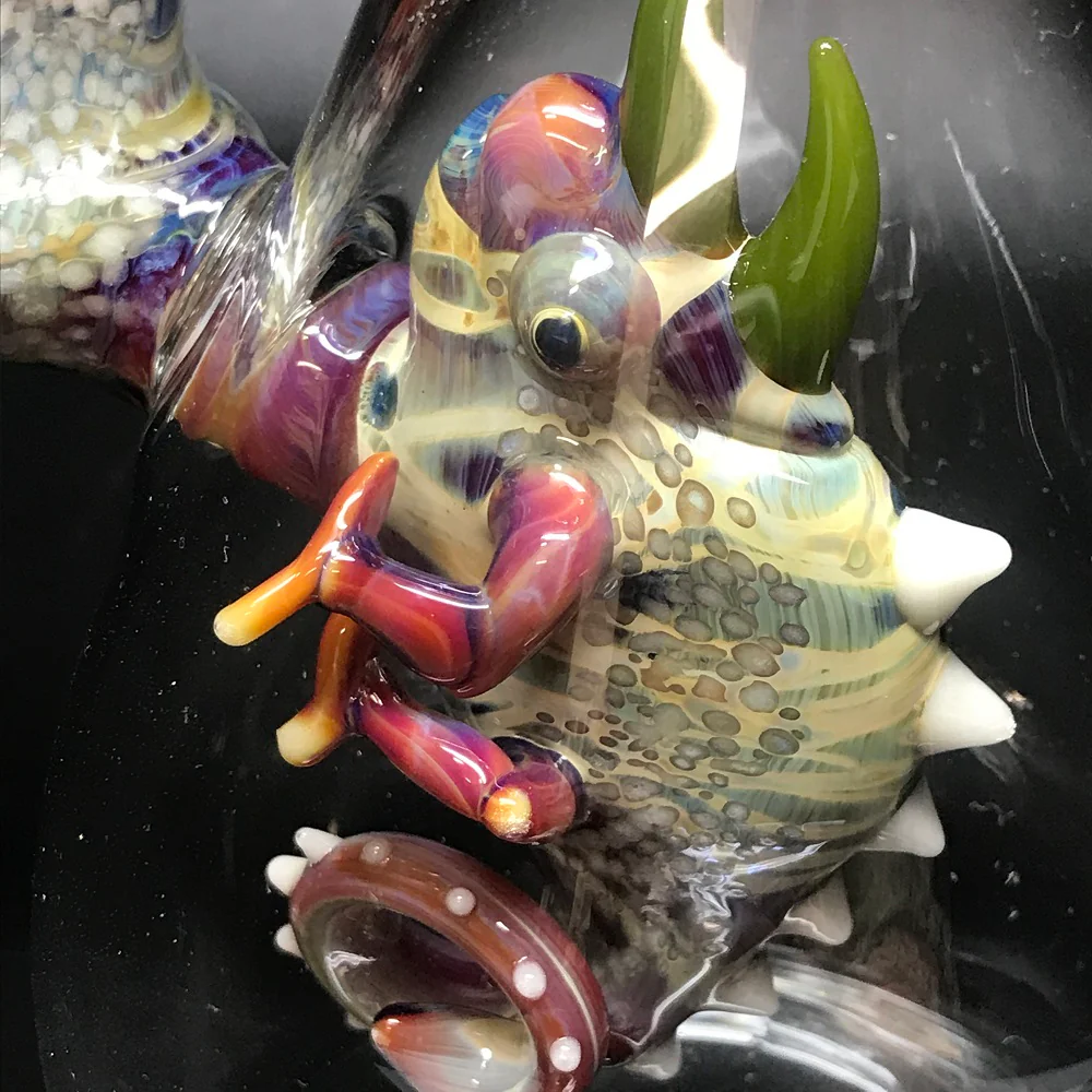Hardman Art Glass Colorful Chameleon Bubbler - Image 3