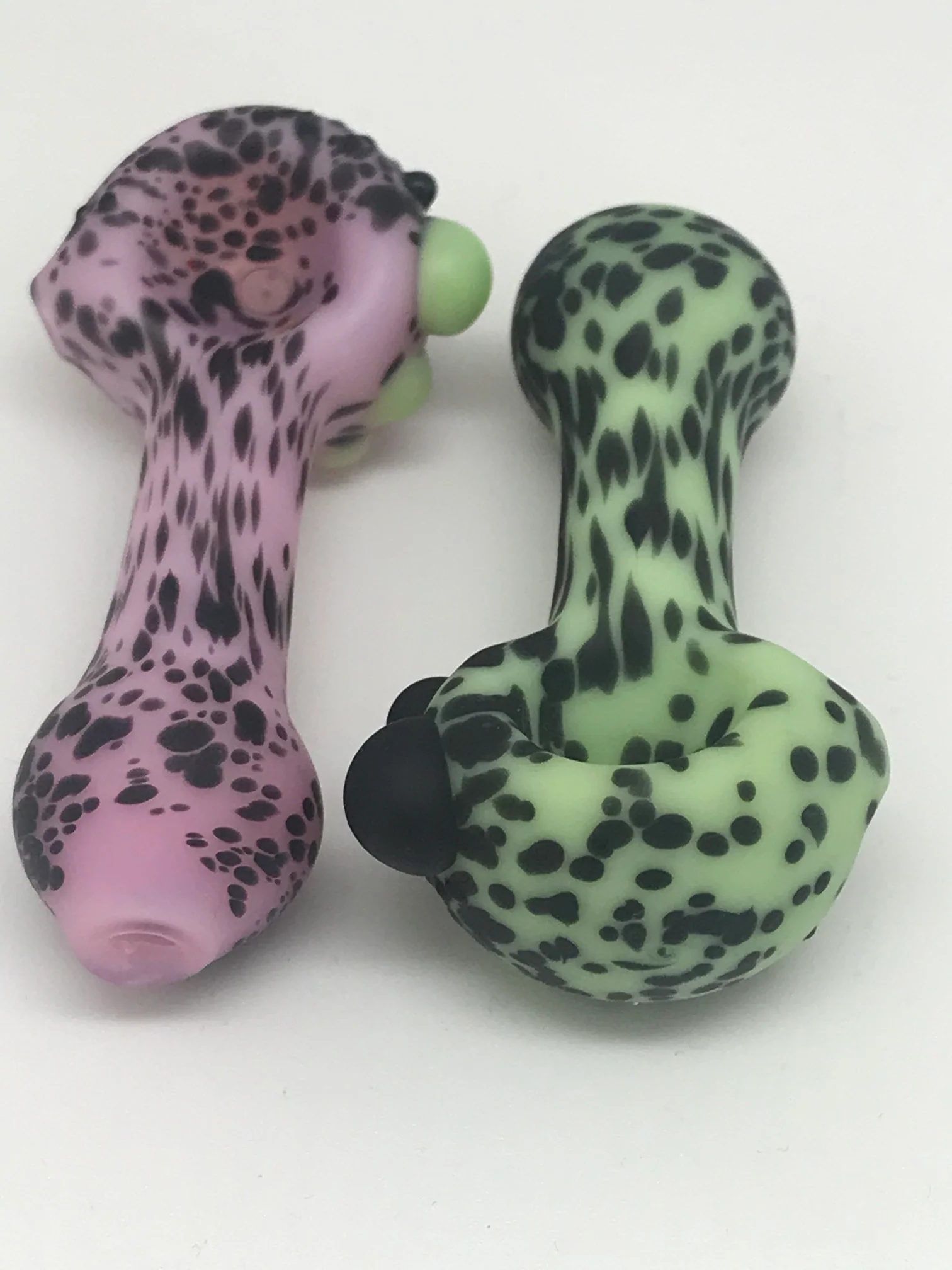 Black Dog Glass Blasted Black Dotted Pipe - Image 2