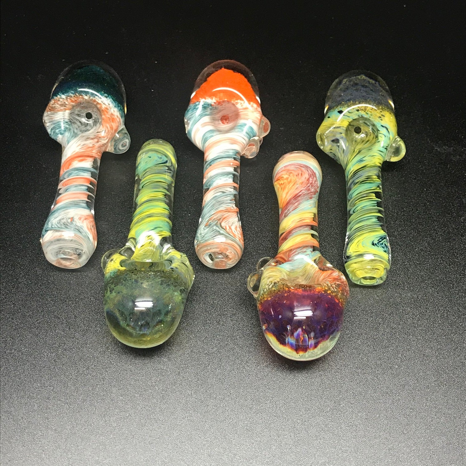 Pluganug Glass Honeycomb Frit Twist Pipe - Image 2