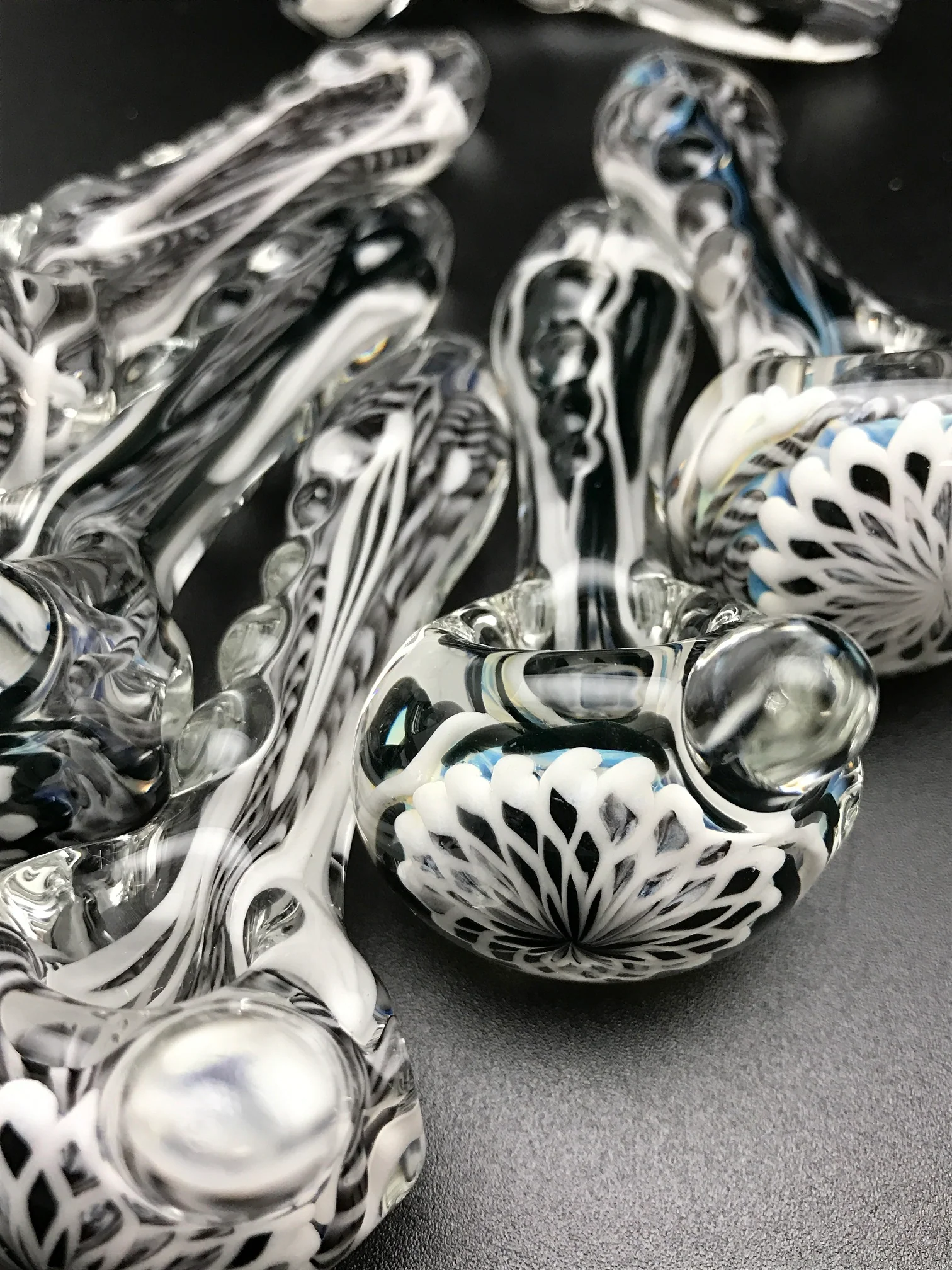 Rotational Science Glass Black and White Fillacello Spoon - Image 2