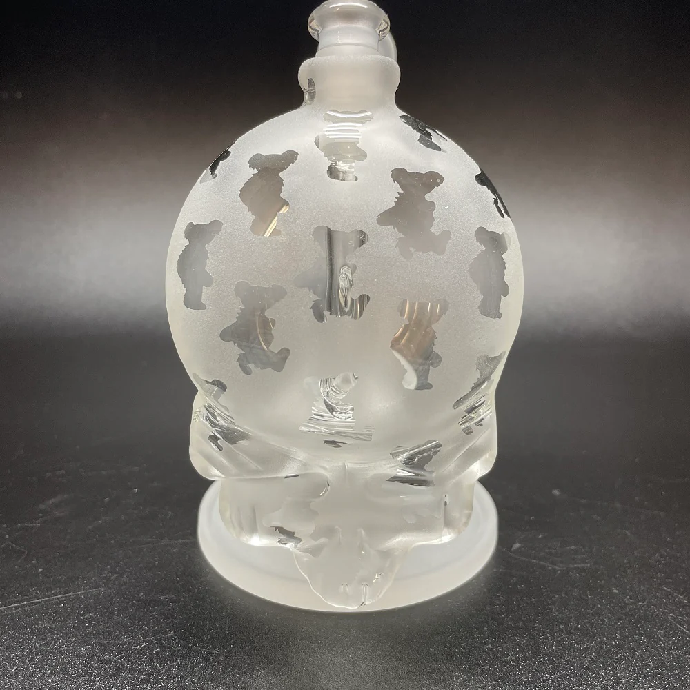 Paulie 2 Fingers Sandblasted Skull Dancing Bears Bubbler