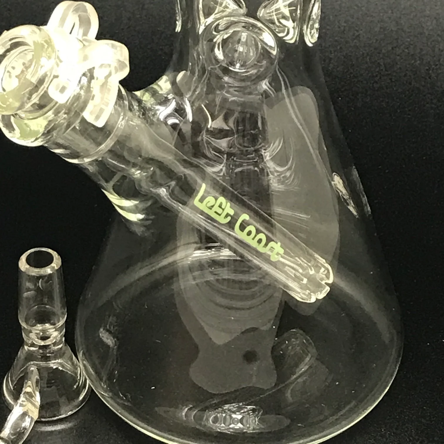 Left Coast Scientific Glass 10" Beaker - Image 3