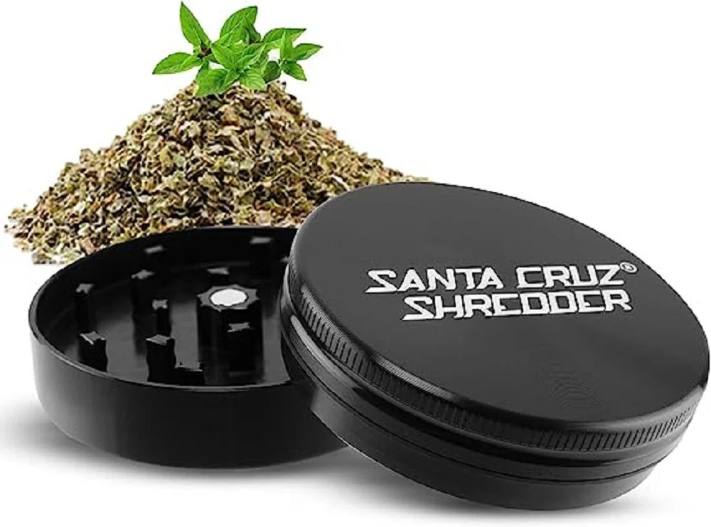 Santa Cruz Shredder 2 Piece Grinder - Medium - Image 4
